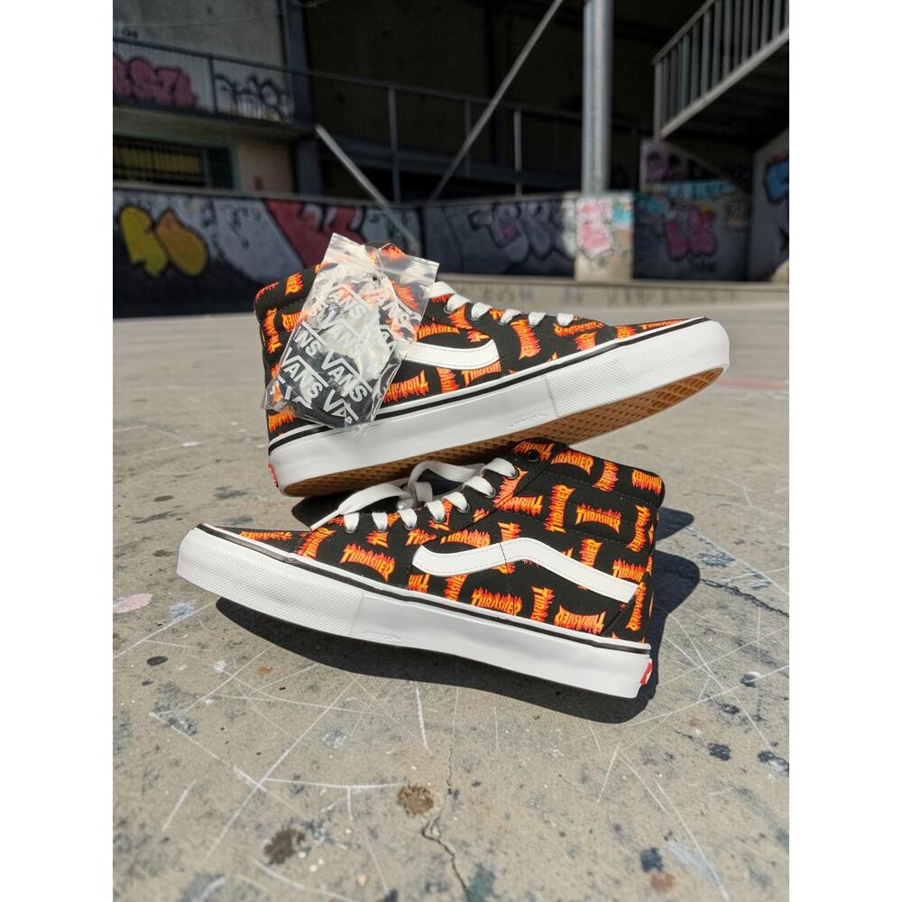 Vans x Thrasher Sk8-Hi Pro Mens 11 Flame Logo Skate Shoes NWOB Black Orange